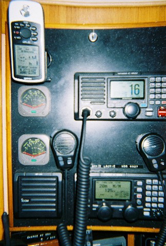 SSB + VHF + DSC + GPS